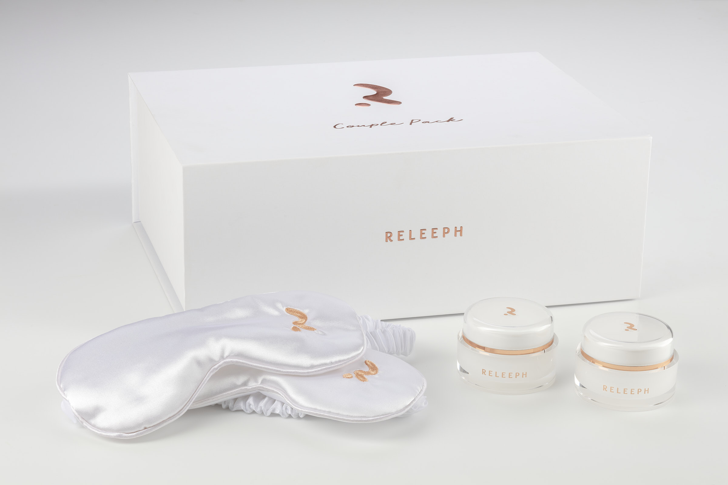 Releeph Couple Pack Main Group_Advertising product photography